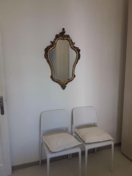 Appartamento Vittoria Pietra Ligure Buitenkant foto