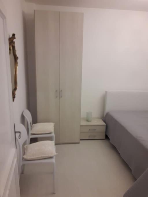 Appartamento Vittoria Pietra Ligure Buitenkant foto